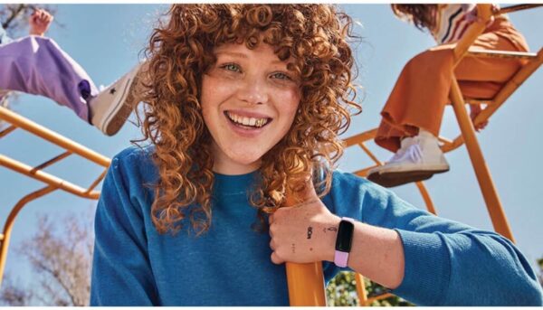 Fitbit Inspire 3 Health &-Fitness-Tracker with Stress Management
